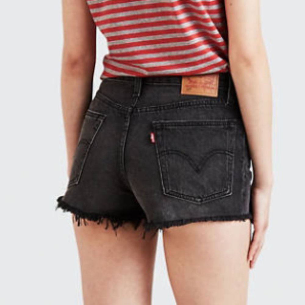 NWT Levi's 501® Shorts - Size 32 - Black